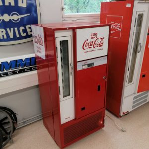 Coca-cola juoma-automaatti 1970 luvulta Toimiva / Coca-cola Cooler 1970s working