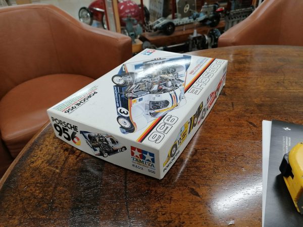 Tamiya Porsche 956 1/24 scale / Tamiya Porsche 956 1/24 scale koottava - Image 2