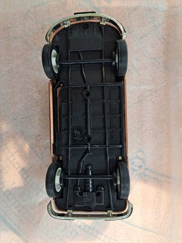 Volkswagen T1 leluauto/ Volkswagen T1 Toy car - Image 6