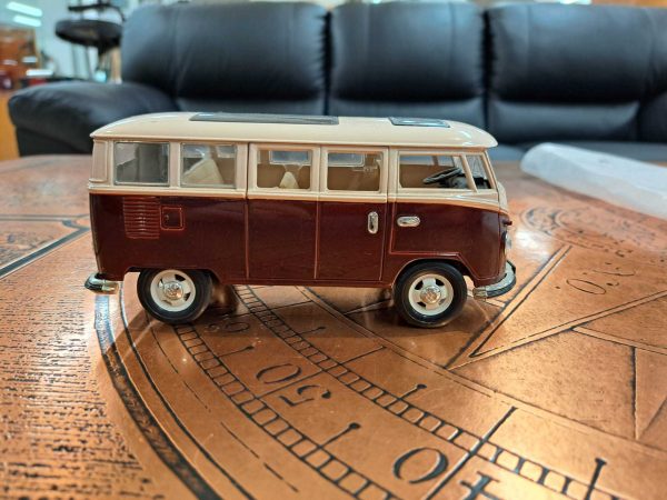 Volkswagen T1 leluauto/ Volkswagen T1 Toy car - Image 2
