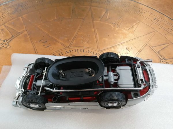 Mercedes-benz 300SL 1:18 Burago leluauto/ Mercede-benz 300SL 1:18 Burago toy car - Image 2