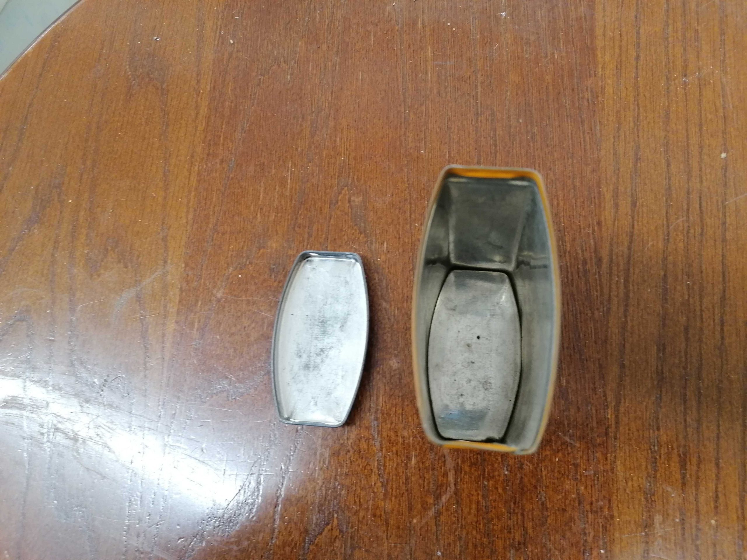 Dunlop rengaspaikkaus purkki/ Dunlop tire repair kit can