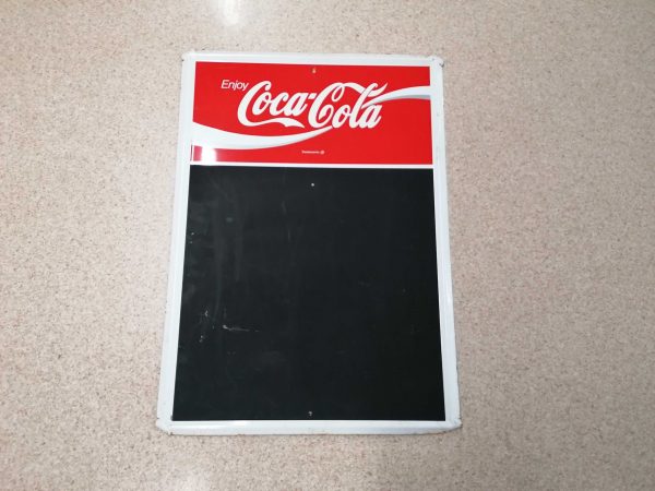 Coca cola kyltti liitutaululla / Coca Cola sign chalkboard
