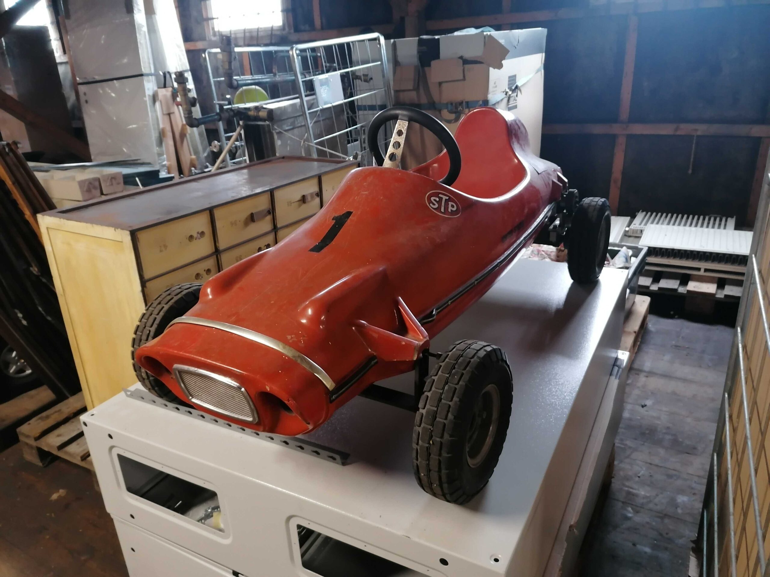 Iso vintage polkuauto? nykyinen sähköauto projekti / Big Vintage pedal car? / Now electric car project - Image 5